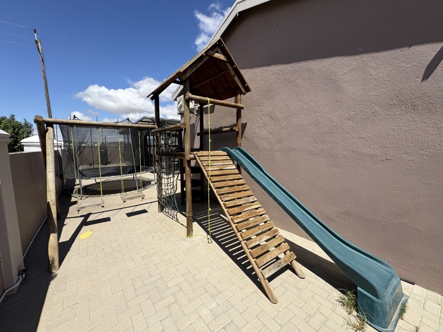 4 Bedroom Property for Sale in Darling Western Cape